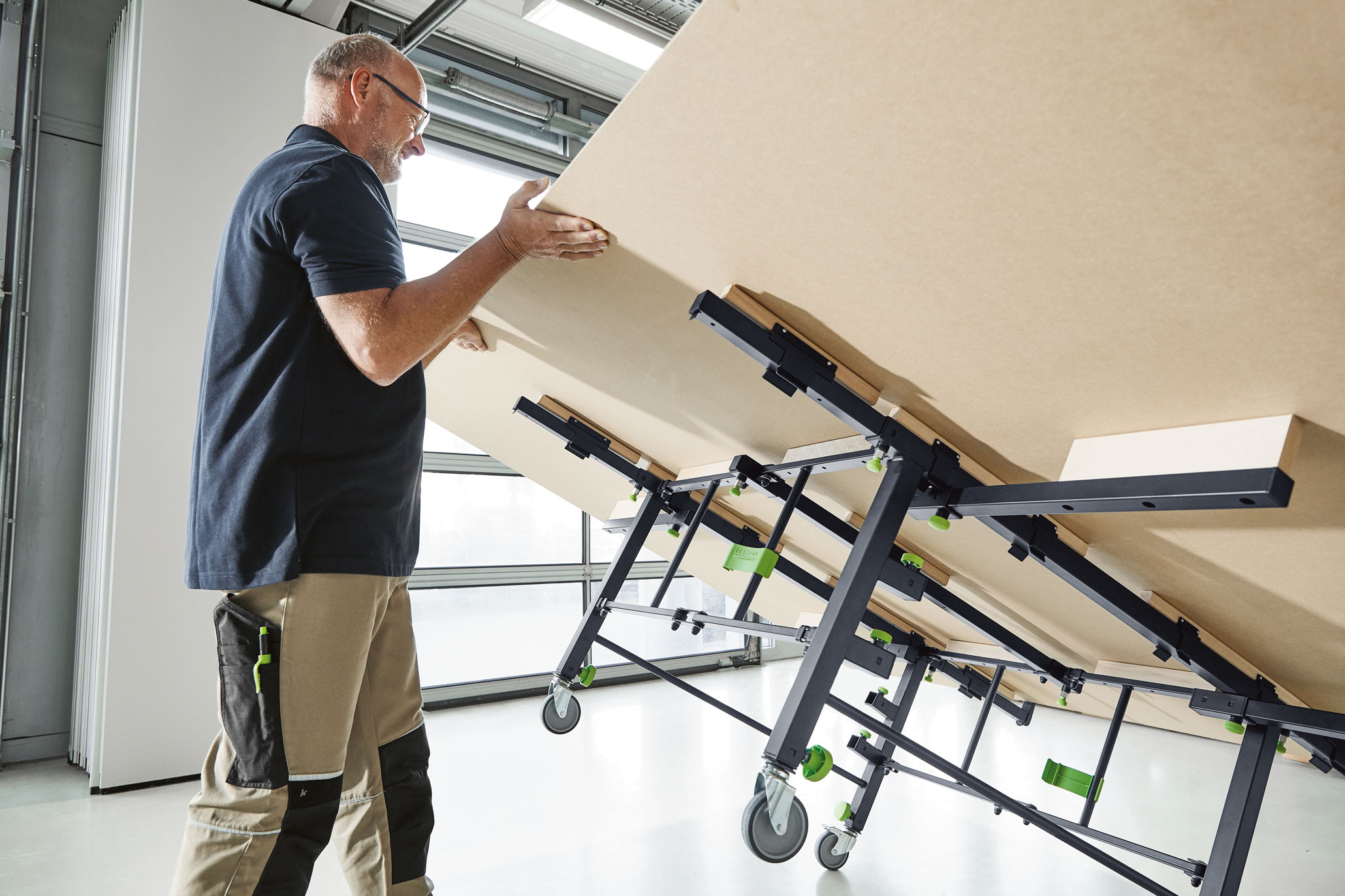 Festool Mobiler Säge- und Arbeitstisch STM 1800